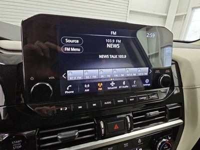 2025 Nissan Pathfinder SL
