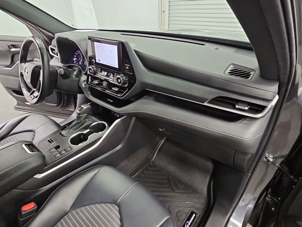 2024 Toyota Highlander XSE