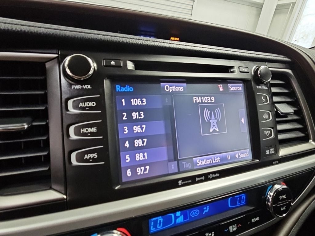 2016 Toyota Highlander XLE V6