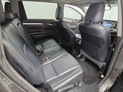 2016 Toyota Highlander XLE V6