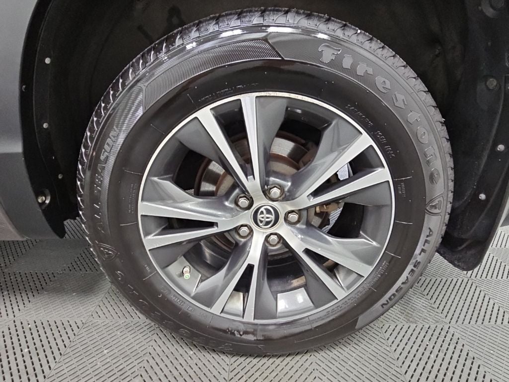2016 Toyota Highlander XLE V6