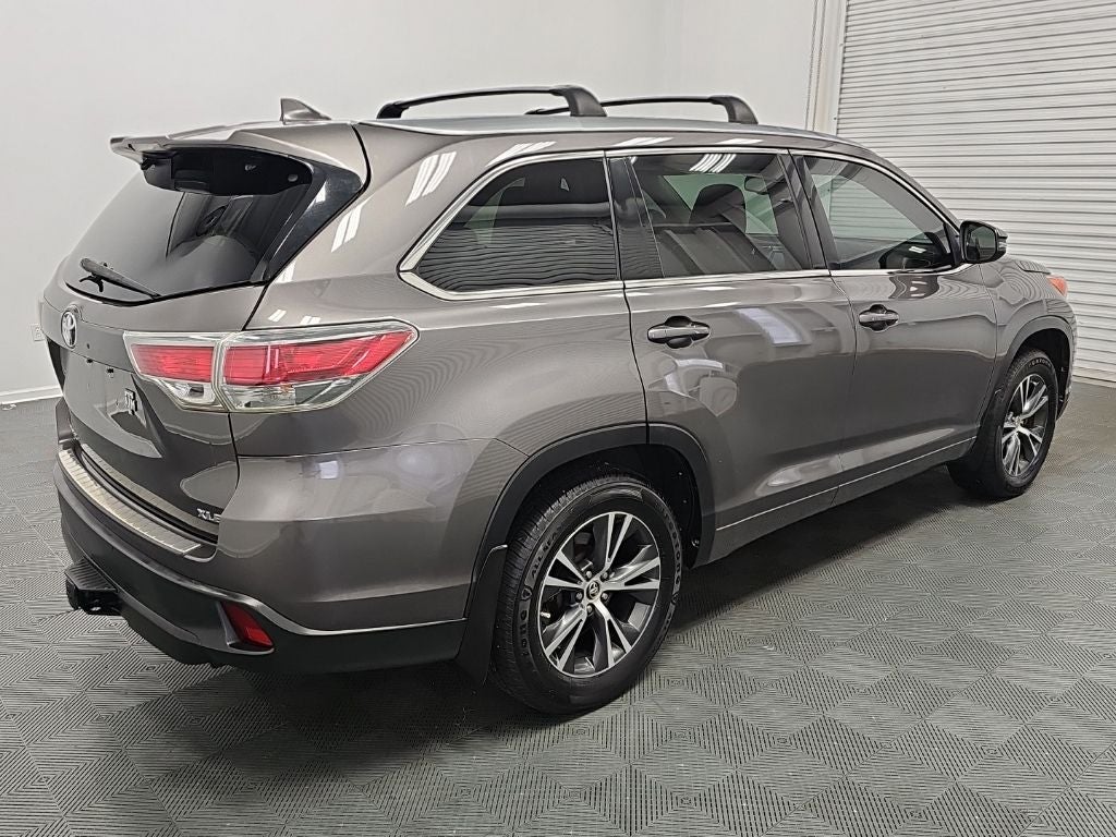 2016 Toyota Highlander XLE V6