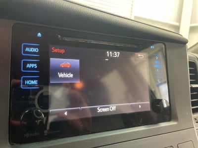 2015 Toyota Sienna SE 8 Passenger