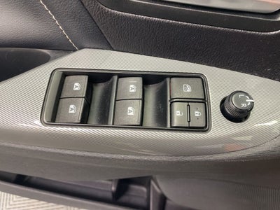 2015 Toyota Sienna SE 8 Passenger