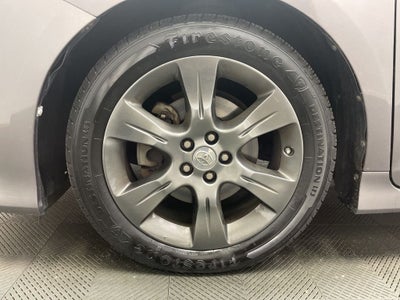 2015 Toyota Sienna SE 8 Passenger