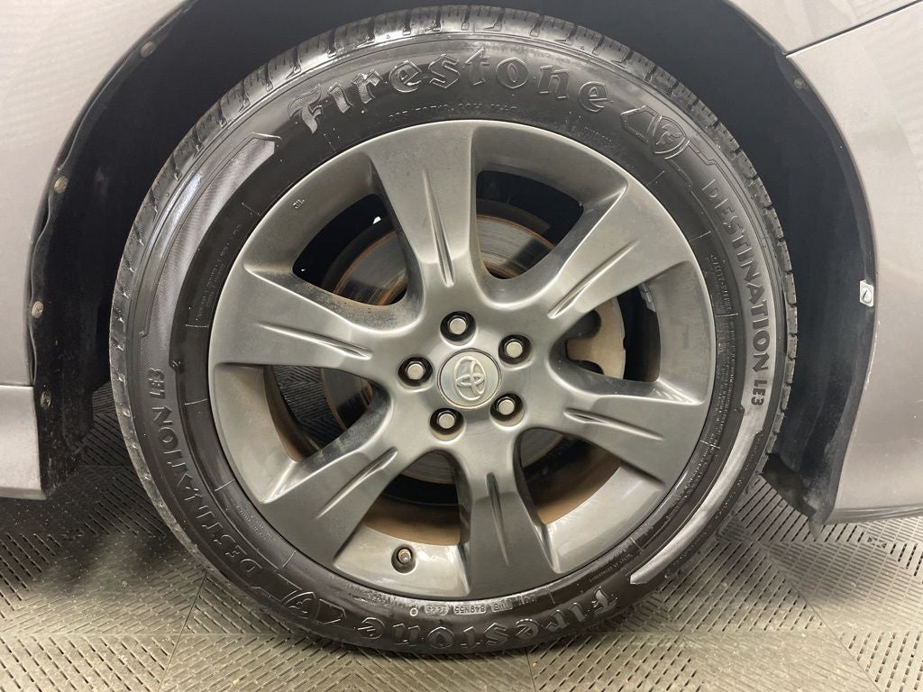 2015 Toyota Sienna SE 8 Passenger