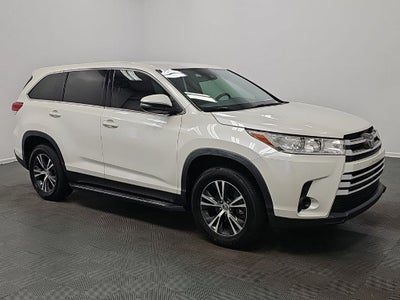 2019 Toyota Highlander LE