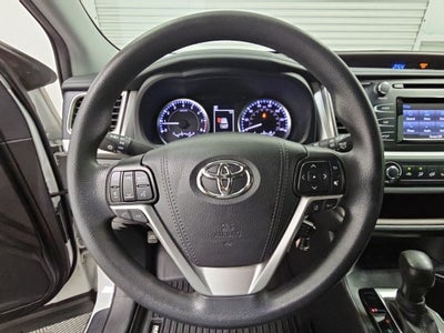 2019 Toyota Highlander LE