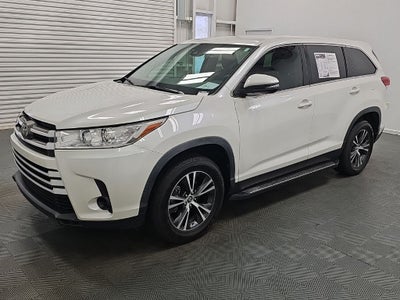 2019 Toyota Highlander LE