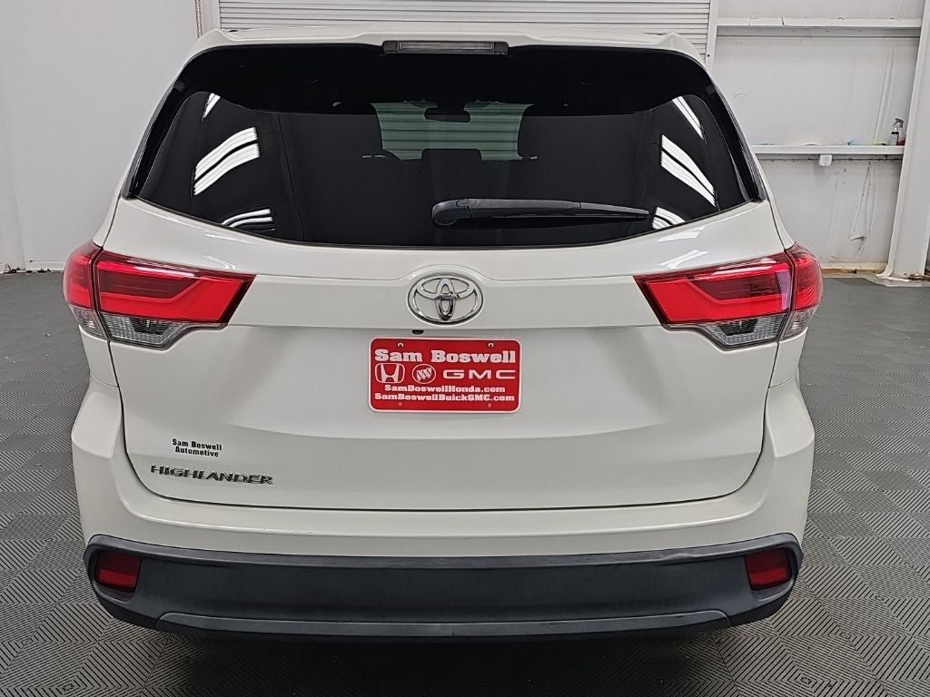 2019 Toyota Highlander LE