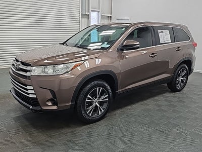 2019 Toyota Highlander LE