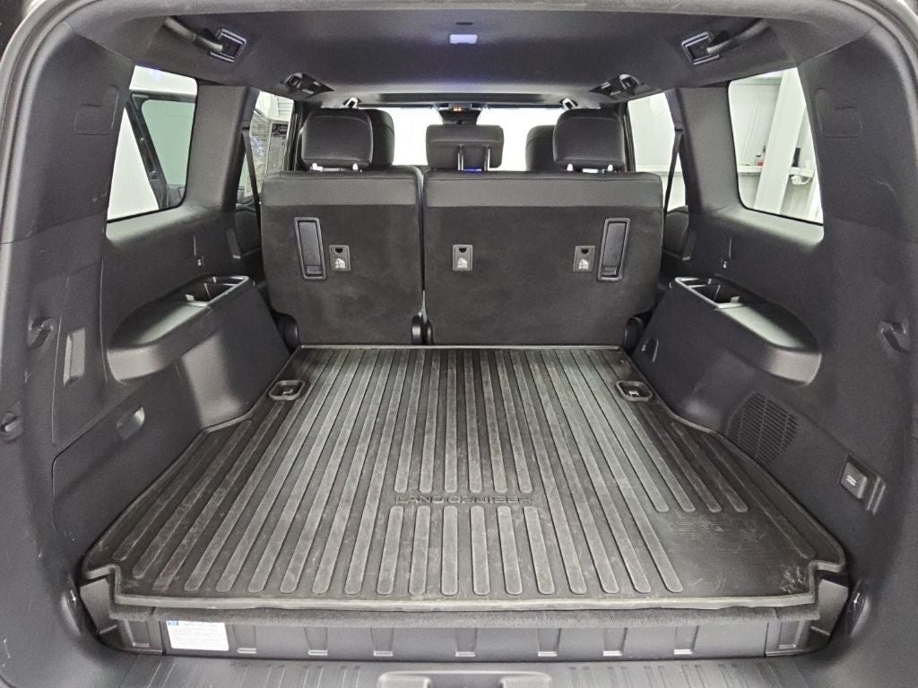 2024 Toyota Land Cruiser Base