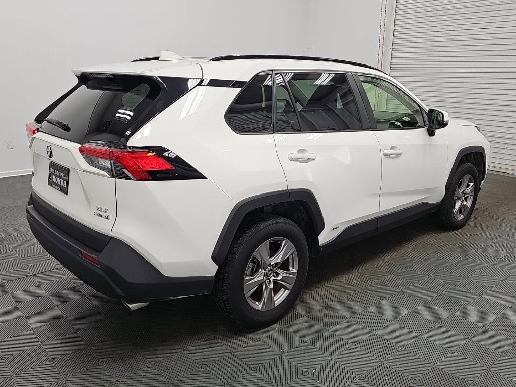 2023 Toyota RAV4 Hybrid XLE