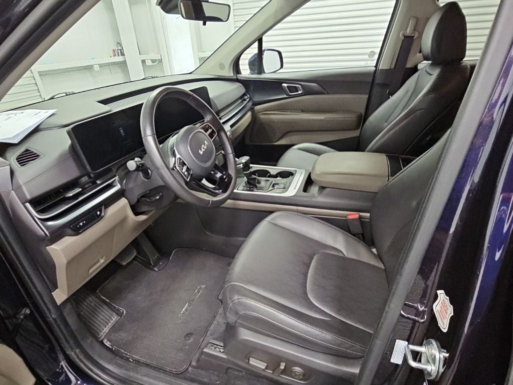 2025 Kia Carnival LXS