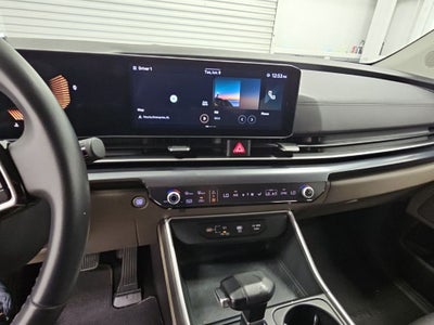 2025 Kia Carnival LXS
