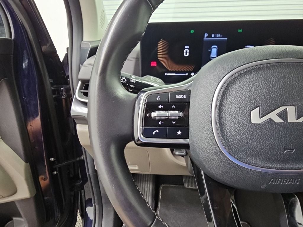 2025 Kia Carnival LXS