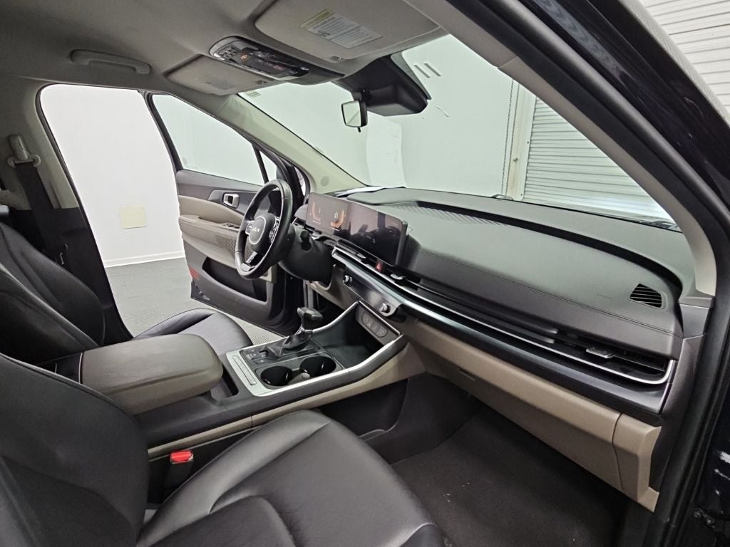 2025 Kia Carnival LXS