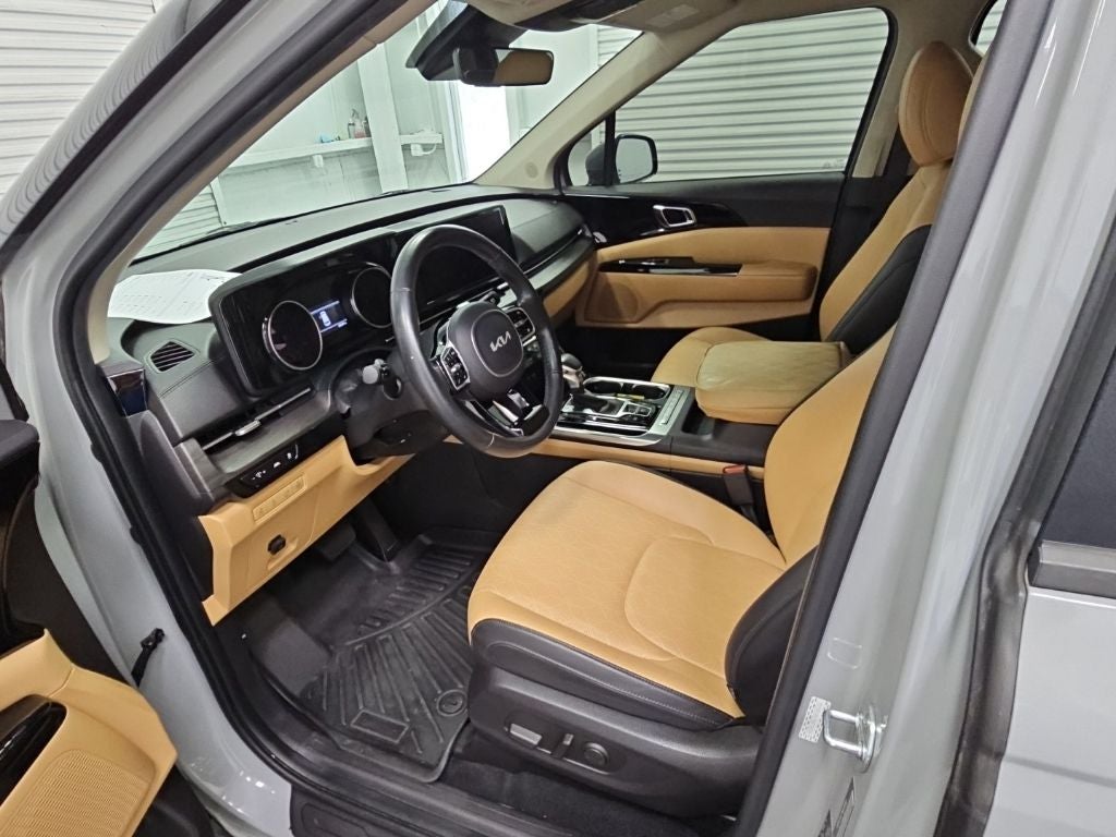 2022 Kia Carnival EX