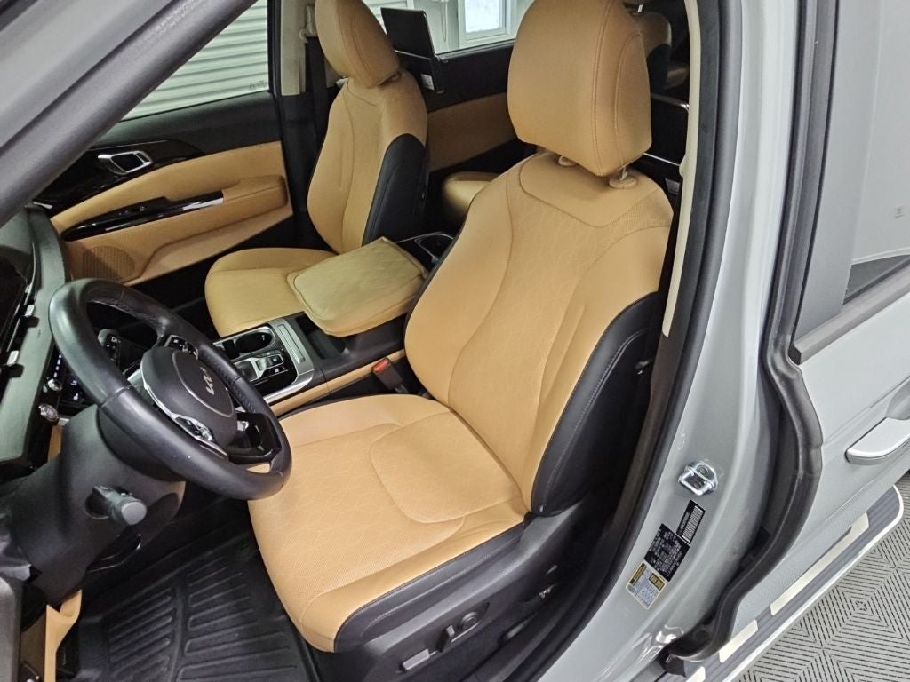2022 Kia Carnival EX