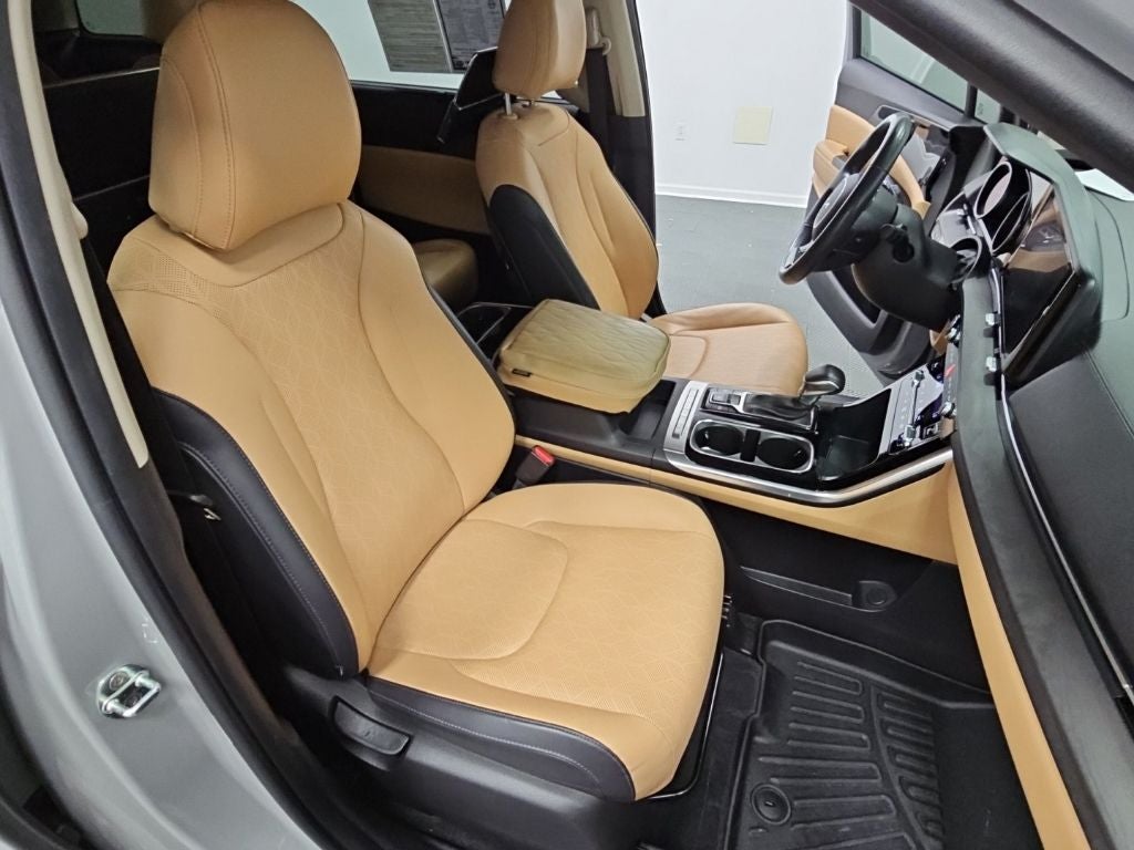 2022 Kia Carnival EX
