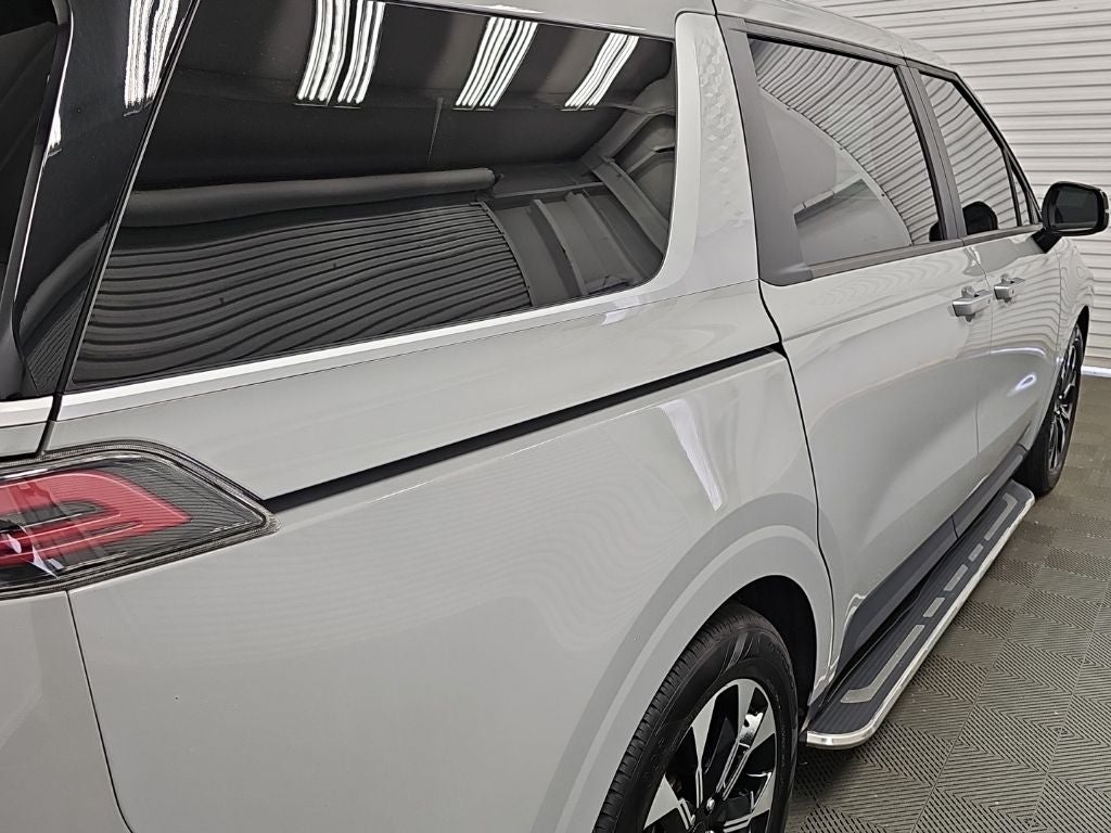 2022 Kia Carnival EX