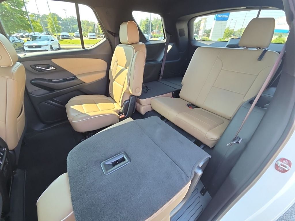 2022 Chevrolet Traverse Premier