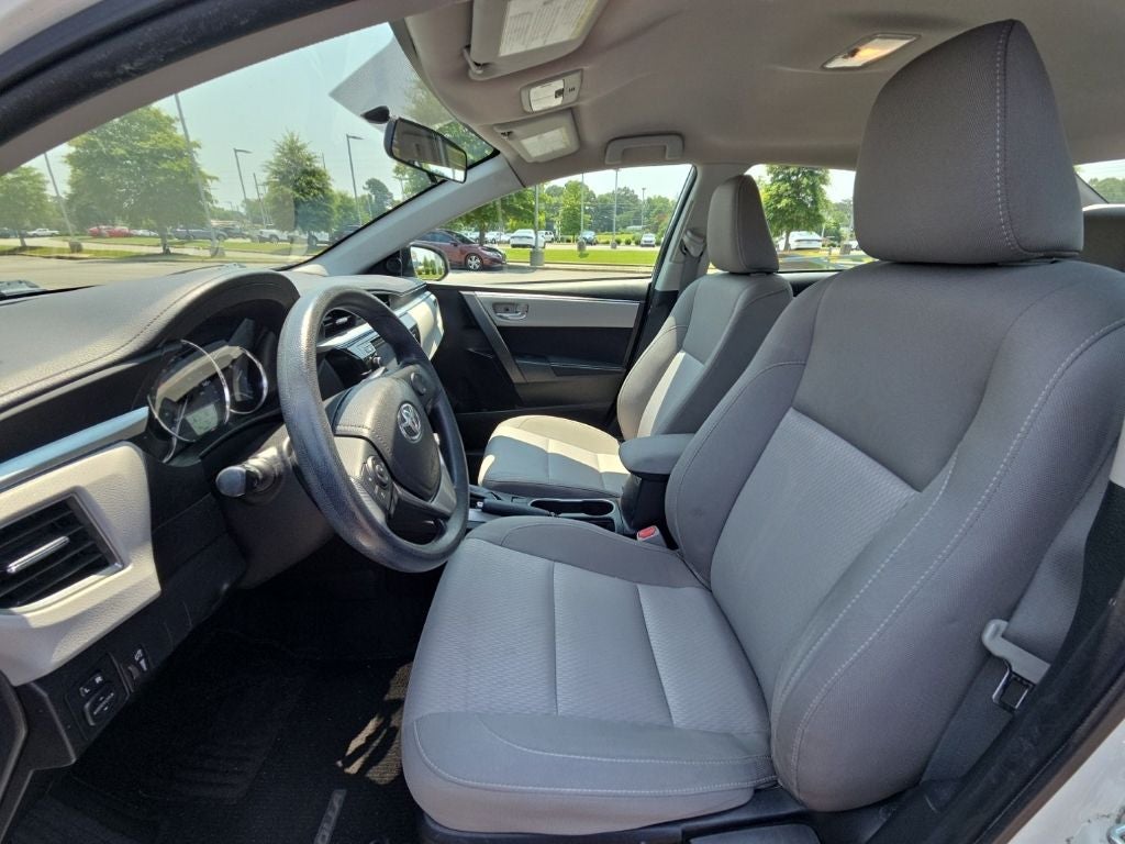 2015 Toyota Corolla LE