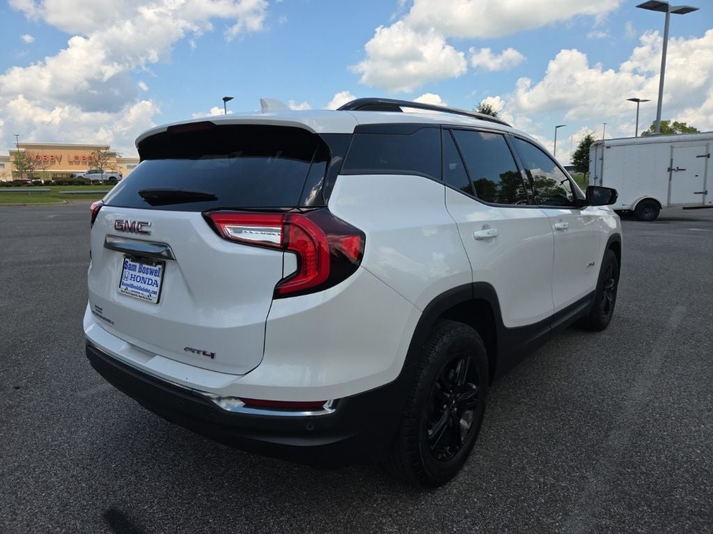 2022 GMC Terrain AT4