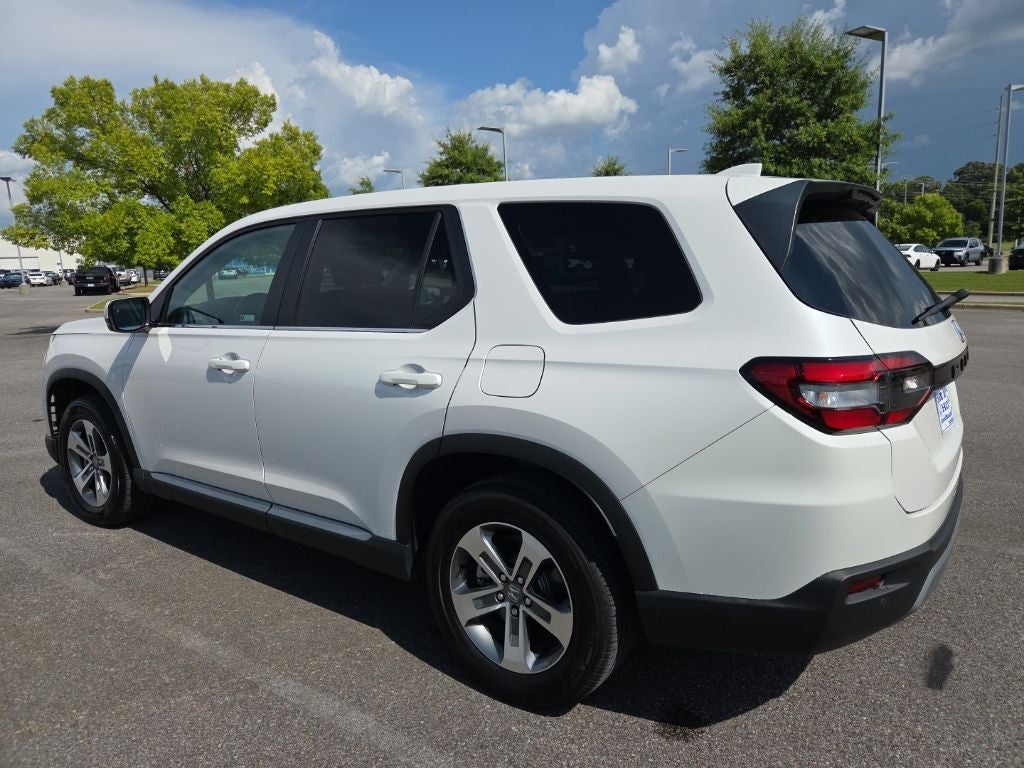 2024 Honda Pilot EX-L 8 Passenger