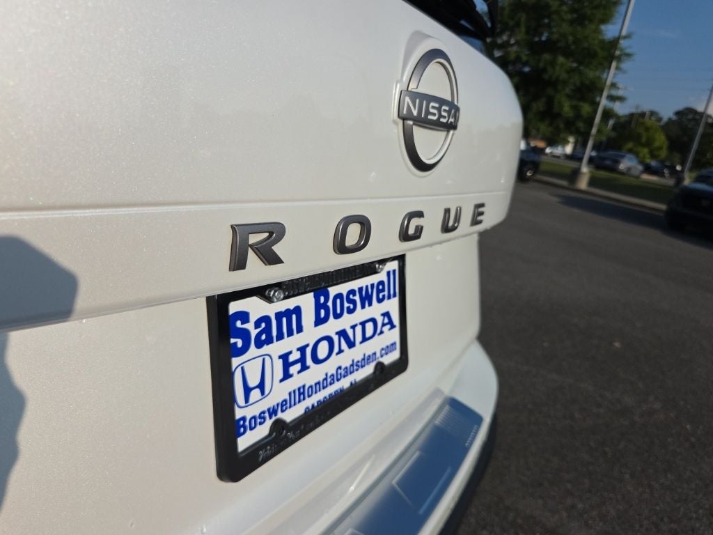 2025 Nissan Rogue SV