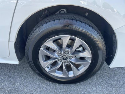 2023 Toyota Sienna LE 8 Passenger