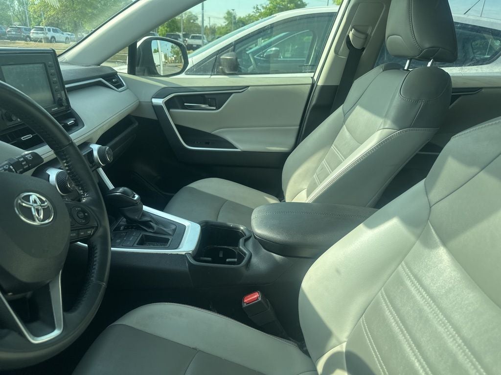 2022 Toyota RAV4 XLE Premium