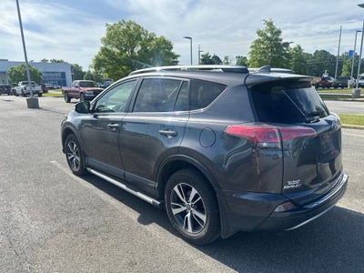 2017 Toyota RAV4 XLE